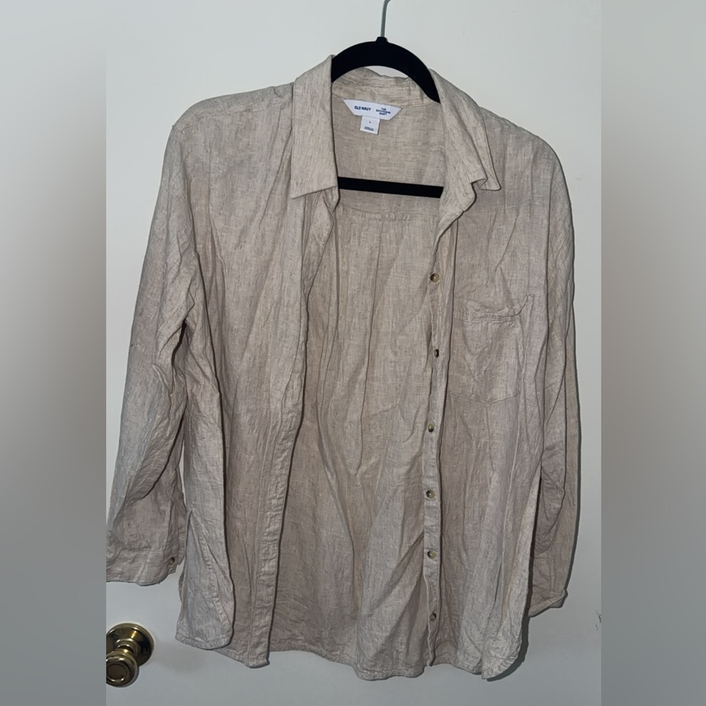 Old Navy Women's Light Tan Button Down Shirt